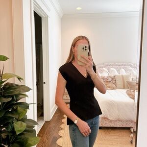 NWT Country Road Compact Knit Shell Top